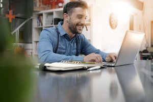 keep remote employees feeling connected